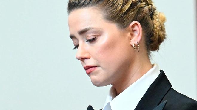 Amber Heard asked to dismiss the case but the court refused-1