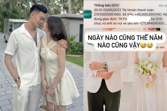 Cầu thủ Việt 'ting ting' chúc sinh nhật vợ mới cưới, con số ghen tị