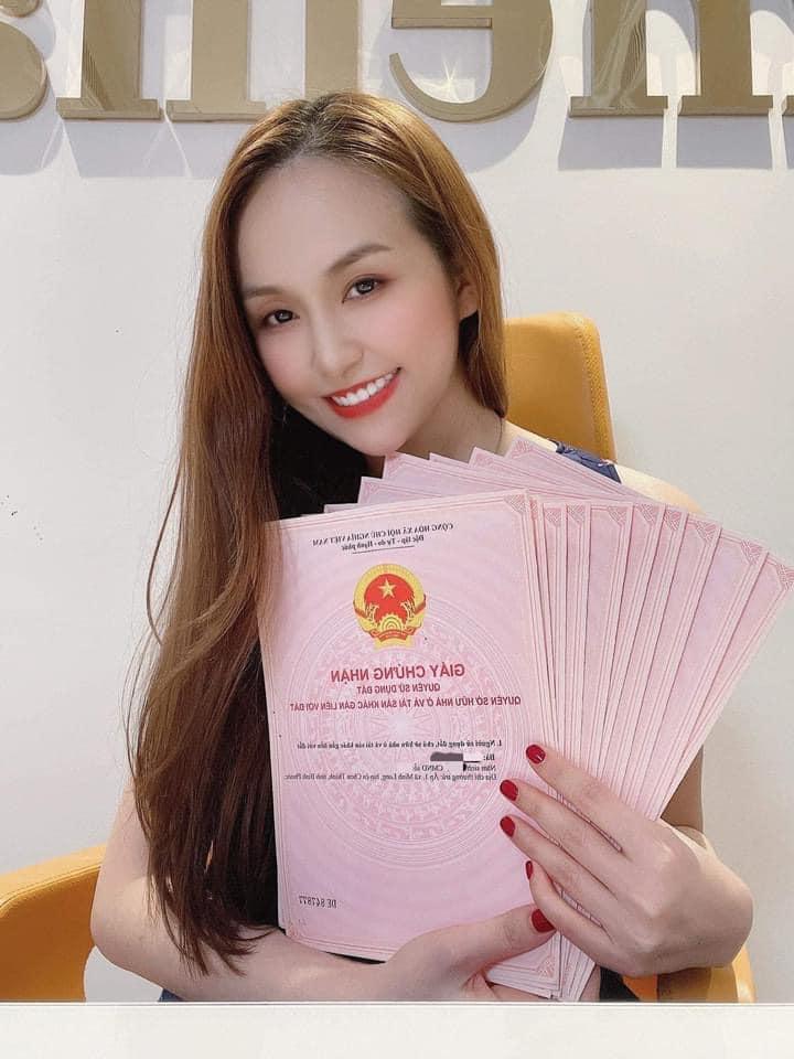 Sao Việt hôm nay 4/5: Minh Tiệp tìm ra người khều chân, móc ví-10