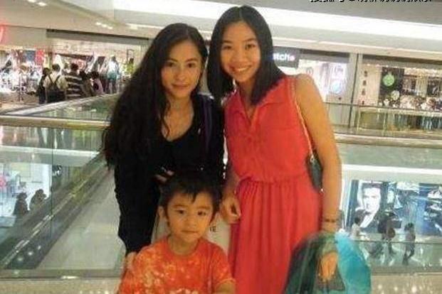 Trương Bá Chi mừng sinh nhật con, Tạ Đình Phong không 1 lời-9