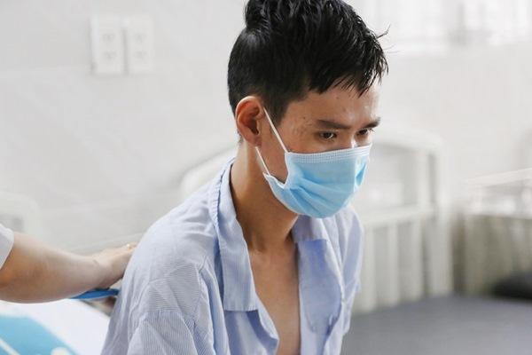 Mẹ bị trầm cảm, ném con 1 tuổi xuống sông-3