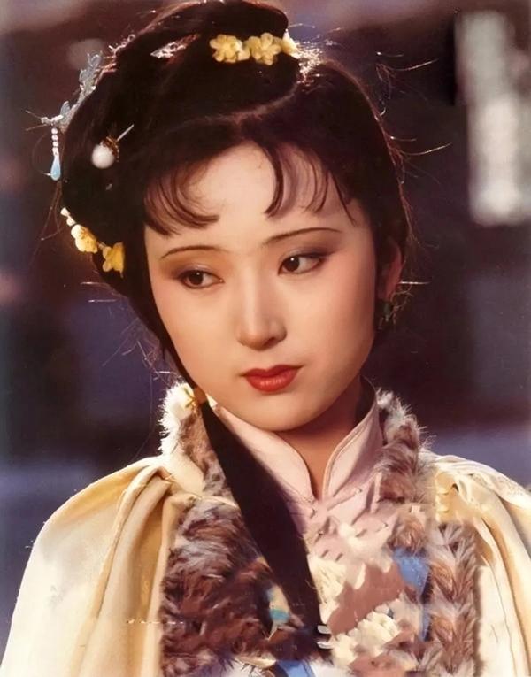 Hậu trường bí mật của Hồng Lâu Mộng 1987-15