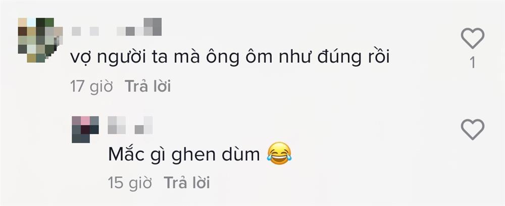 Hòa Hiệp ôm Ốc Thanh Vân sát rạt, dân mạng bùng tranh cãi-3