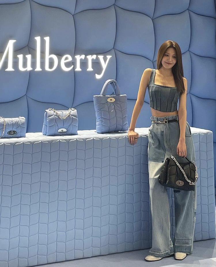 Diện giày bệt mùa hè vẫn tôn dáng như HyunA, Seulgi-5