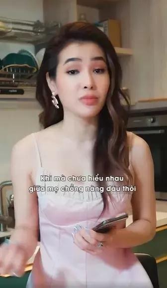 What did Phuong Trinh Jolie say when she was mocked about early marriage?-6