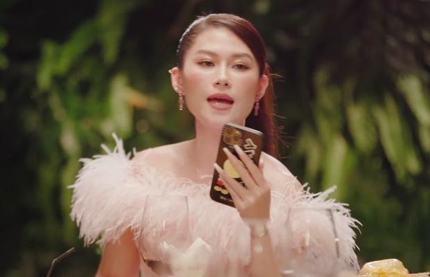 Biểu cảm bạn thân khi nói về vấn đề đi trễ của Ngọc Thanh Tâm-2