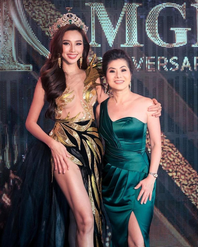Who is the powerful woman who sees Thuy Tien as a daughter?-4