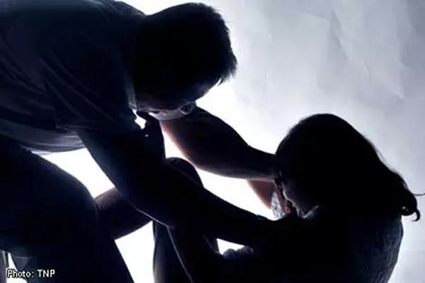 Prosecution of a mother guarding her husband to rape her daughter