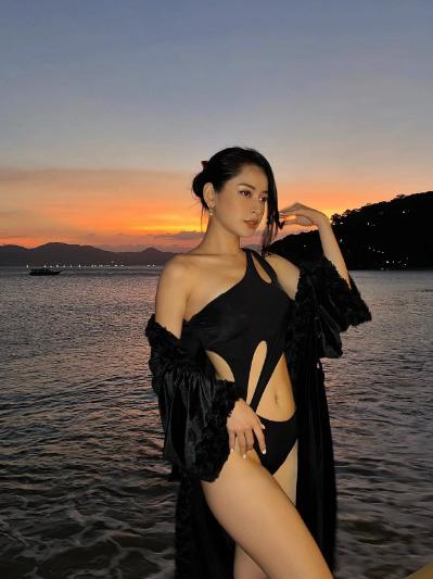 Kiểu áo tắm được dàn mỹ nhân Việt mê mẩn mới chớm hè-5