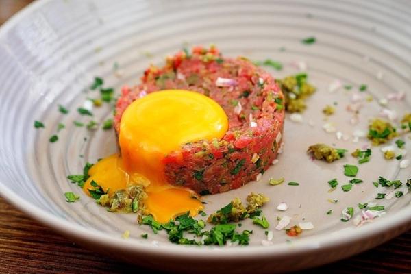 100% raw beef dish is known as the most delicate specialty of France