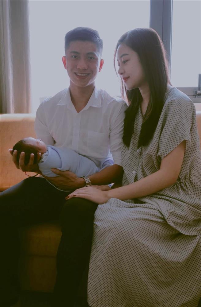 Tiệc đầy tháng sang xịn của con trai Phan Văn Đức-7