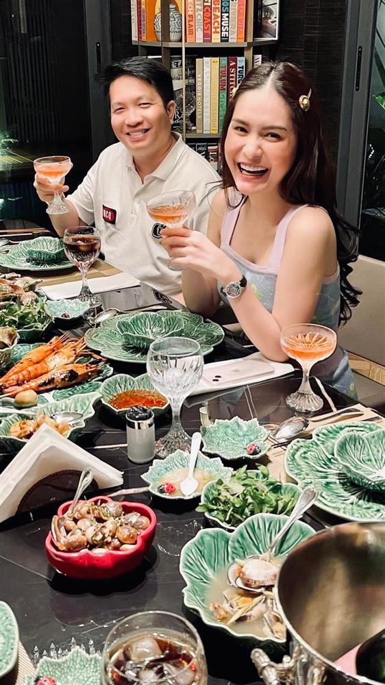 Chuyện giường chiếu như tấu hài của vợ chồng Đoàn Di Băng-8