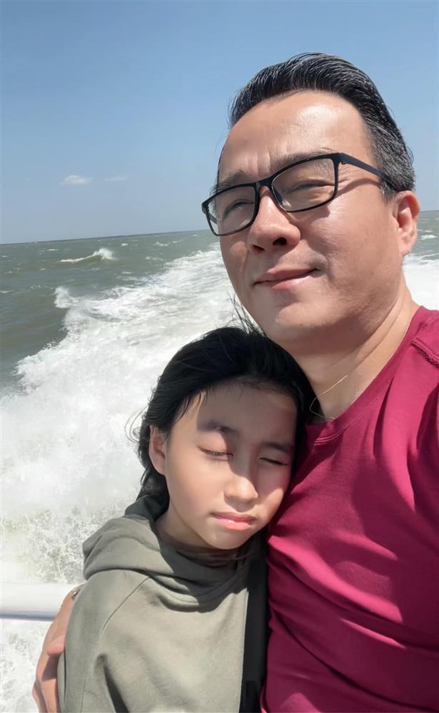 Mối quan hệ Hà Thanh Xuân và con riêng của chồng ra sao?-10