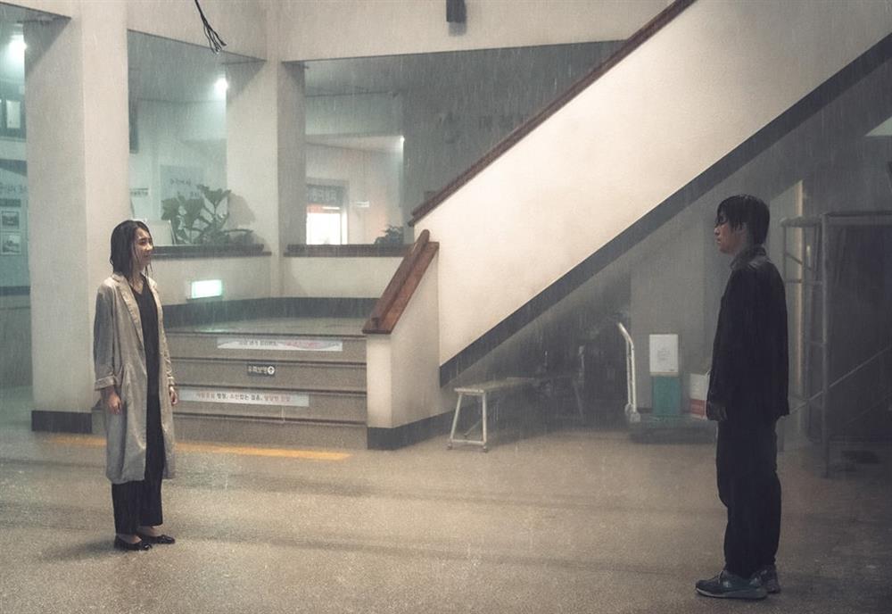 Song Joong Ki có gánh được thuốc độc thế hệ mới?-6