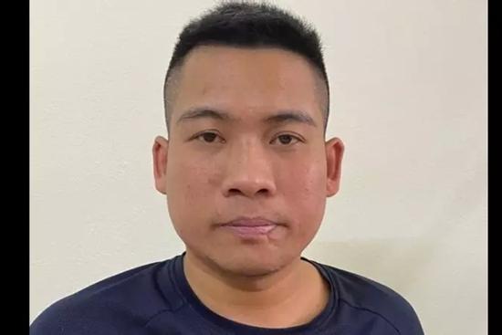 Lời khai tài xế lấy điện thoại của 2 nữ du khách Nga trên phố cổ Hà Nội