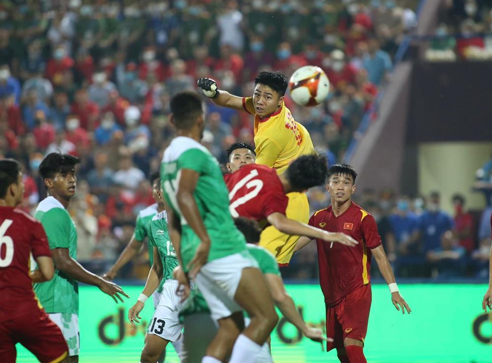 Ảnh ăn mừng CHẤT của Tiến Linh khi mở tỷ số cho U23 Việt Nam-8