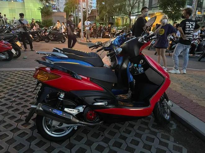 Cảnh sát tóm hàng trăm xe tay ga được độ nòng, chuẩn bị đi bão-4