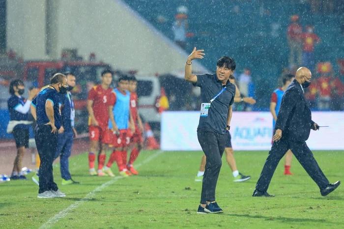 Thầy Park và HLV Indonesia như người dưng ngược lối-1