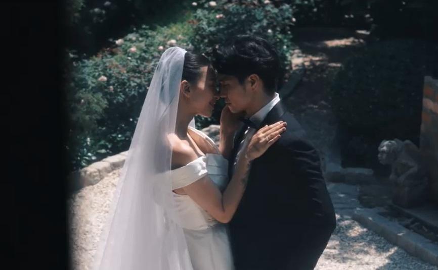 Cô dâu Ngô Thanh Vân lộ cả phụ tùng lẫn hình xăm-2