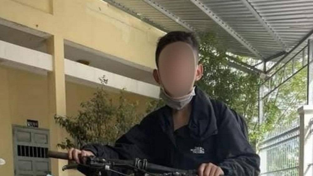 Cậu bé 13 tuổi đạp xe 200km từ Sài Gòn đến Cần Thơ gặp bạn gái-2