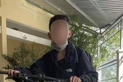 Cậu bé 13 tuổi đạp xe 200km từ Sài Gòn đến Cần Thơ gặp bạn gái