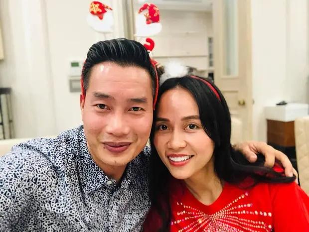 BTV Hoa Thanh Tùng: Lên sếp ở VTV, vợ ngày càng trẻ đẹp-3
