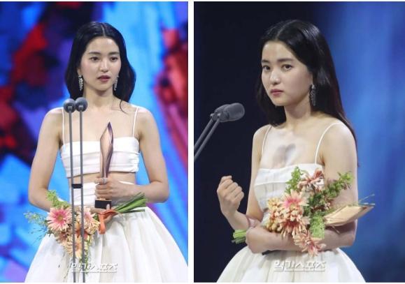 Netizen Trung bẽ mặt khi tố Kim Tae Ri mặc váy fake tại Baeksang 2022-4