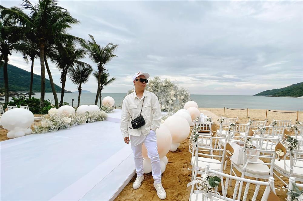 Đỗ Mạnh Cường xin lỗi Nam Trung vì bức ảnh mặc váy-11