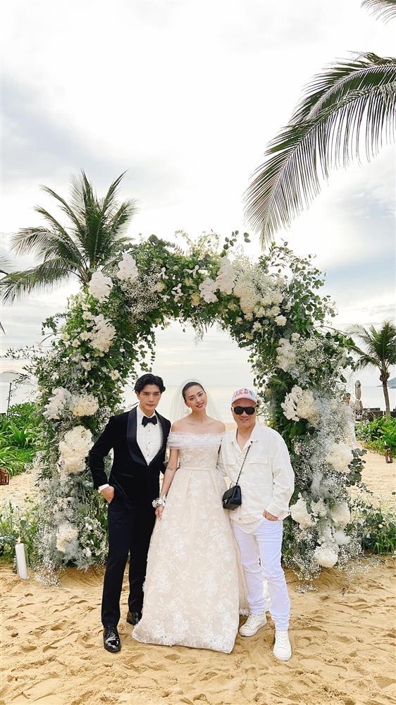 Đỗ Mạnh Cường xin lỗi Nam Trung vì bức ảnh mặc váy-12