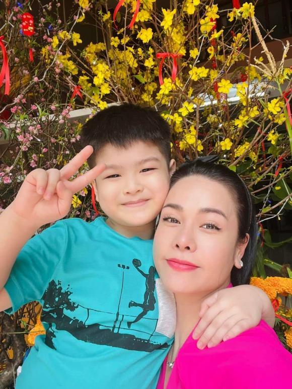 Chồng cũ Nhật Kim Anh đưa con đi chơi, diện mạo nhóc tì gây chú ý-6