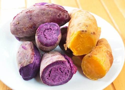 Luộc khoai lang chỉ cần thêm một thứ bảo đảm ngọt lịm lại bở tung-3