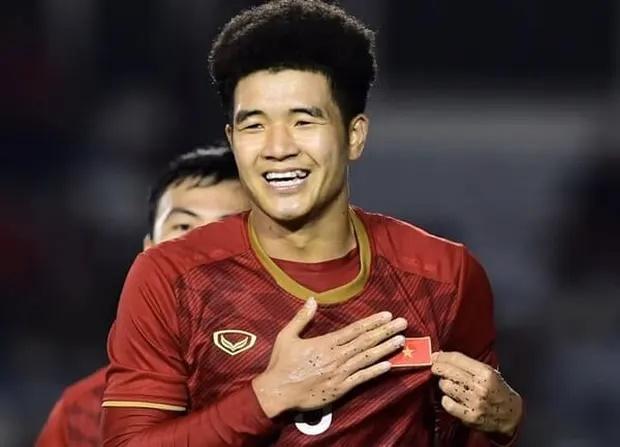 Hà Đức Chinh: Từ cậu bé quê nghèo trở thành cầu thủ nổi tiếng-1