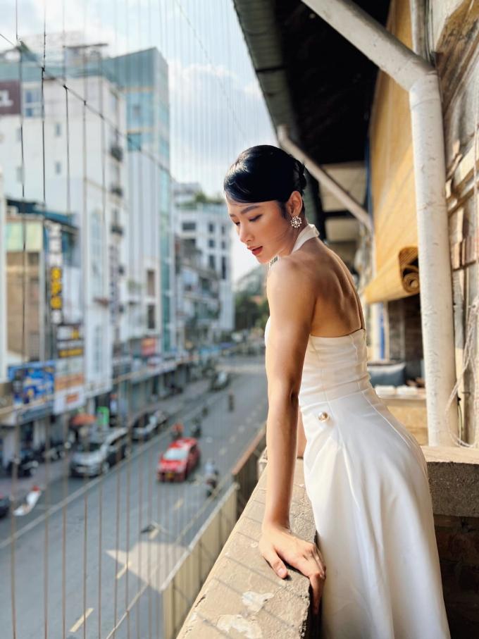 Angela Phương Trinh nghiện trang phục khoe vai u thịt bắp-6