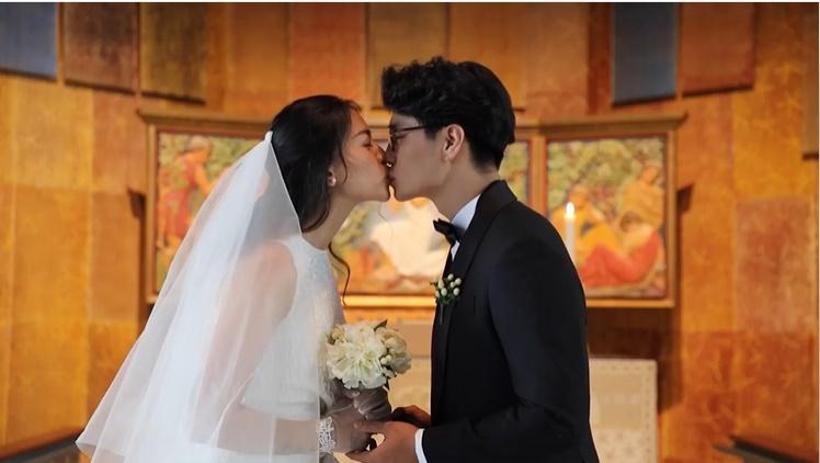 Di ảnh cha nuôi quá cố xuất hiện trong hôn lễ Ngô Thanh Vân-8