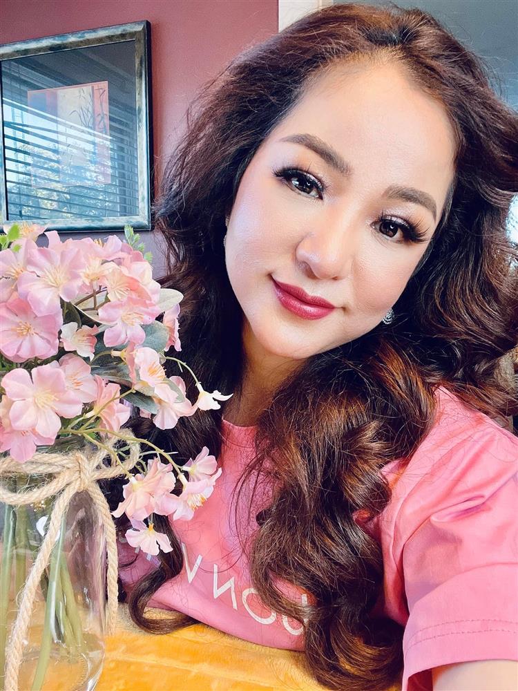 Sao Việt hôm nay 9/5: Vợ chồng Khánh Thi cảnh báo lừa đảo-15