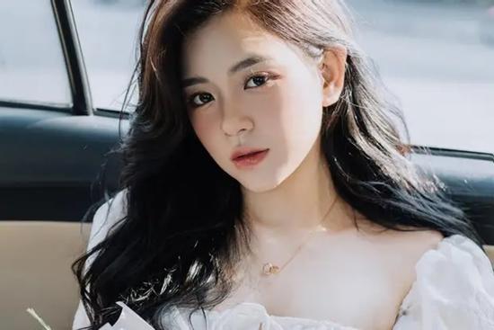 Bạn của hàng xóm ở ké khi vắng nhà, cô gái bị mất vô số đồ hiệu