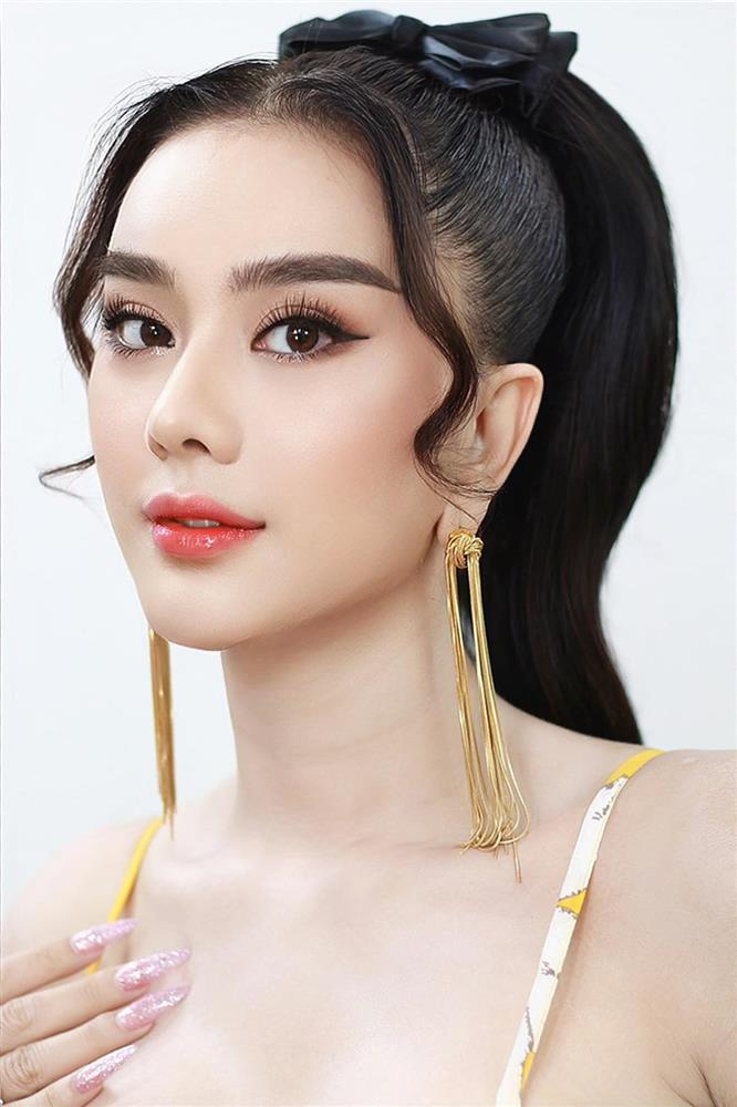 Lâm Khánh Chi sánh đôi tình tin đồn, treo caption đọc mà tức-2