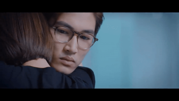 Thương Ngày Nắng Về 2 tập 17, Trang khóc ôm chặt lấy Duy trên giường bệnh-1