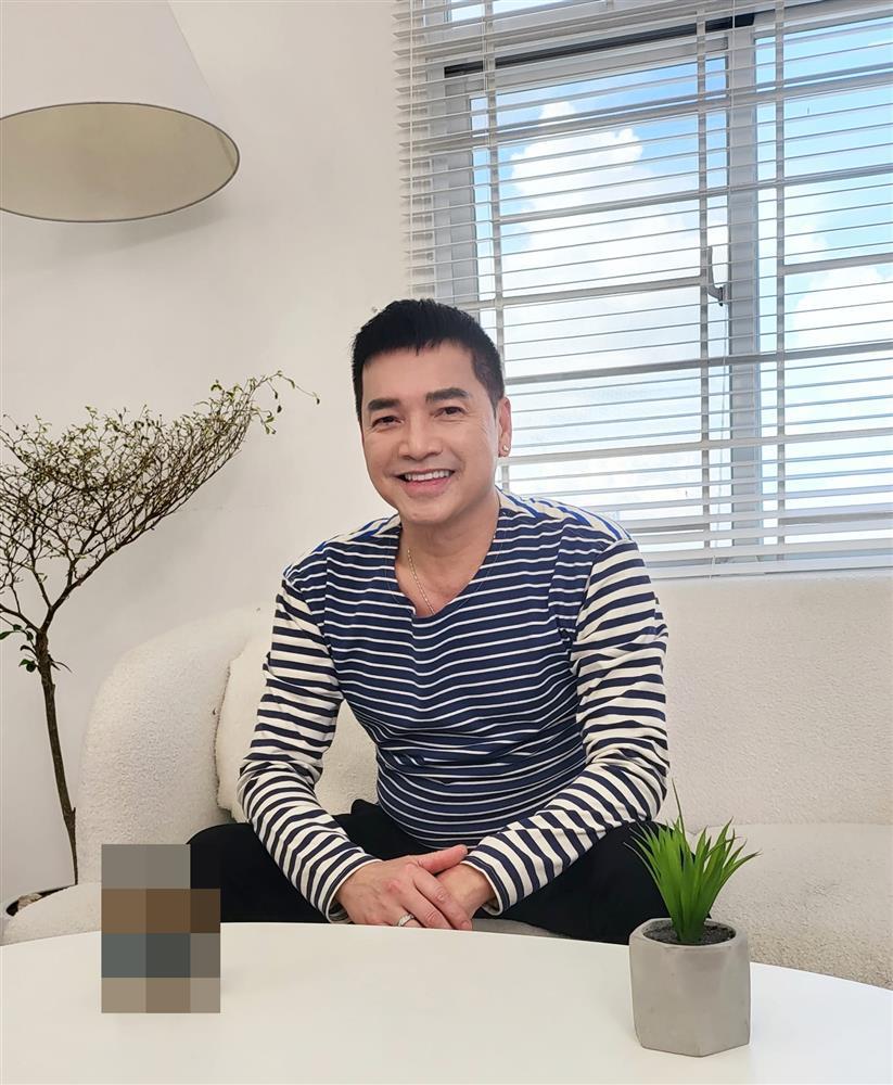 Quang Minh thân mật trai trẻ sau ly hôn Hồng Đào, chuyện gì đây?-3