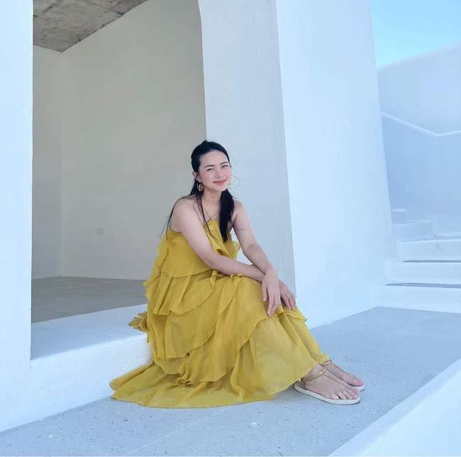 Nhan sắc Phan Như Thảo khi livestream không phấn không kem-5