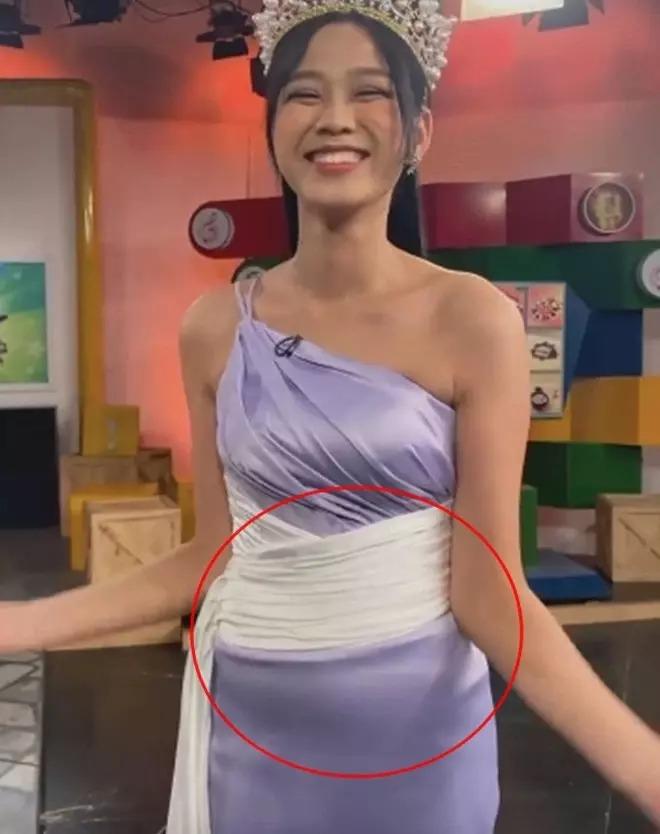 Liên tiếp lộ body như mới đẻ, Đỗ Hà lột xác với vòng 2 nổi múi-9