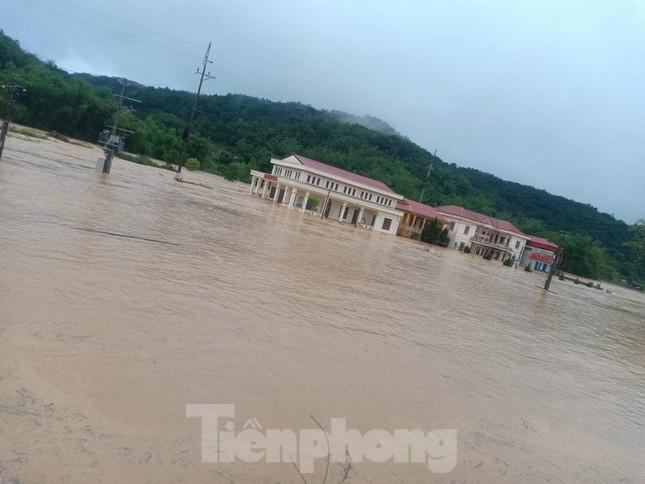 Lạng Sơn: Ngập lụt, sạt lở đất ở nhiều nơi, một người tử vong-3