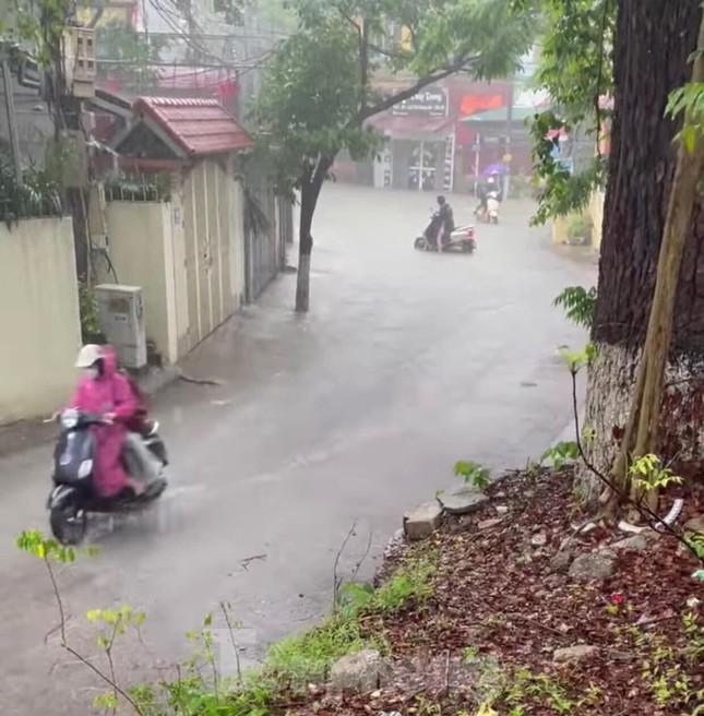 Lạng Sơn: Ngập lụt, sạt lở đất ở nhiều nơi, một người tử vong-4