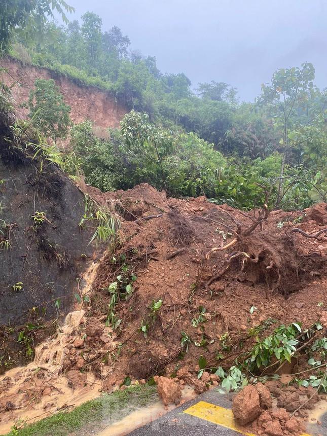 Lang Son: Floods, landslides in many places, one death-6