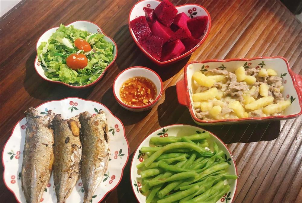 Loạt mâm cơm 2 người đầy đặn, cách nấu vừa nhanh lại vừa ngon-4