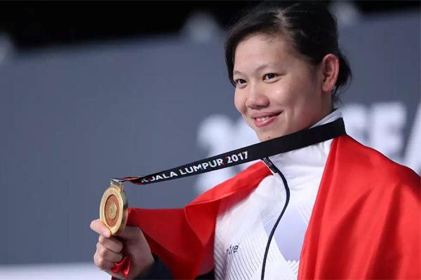 Anh Vien did not carry the torch to open the SEA Games because of debt repayment-1