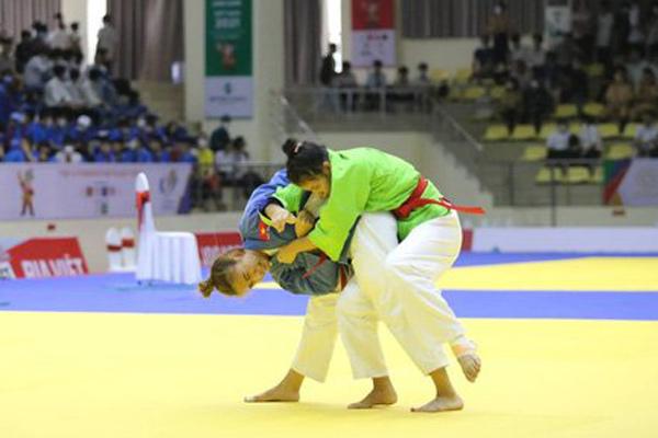 Bố VĐV Tô Thị Trang qua đời sau khi con gái giành HCV Sea Games-3