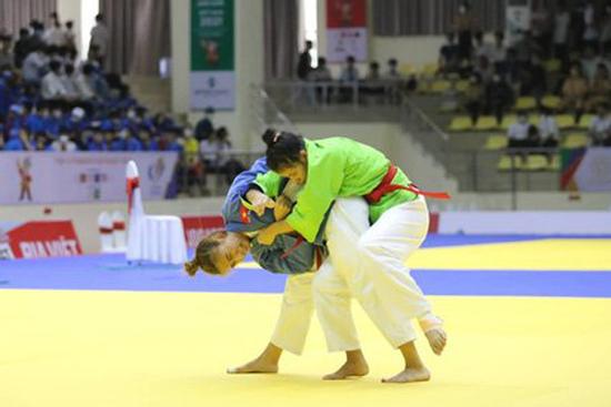 NÓNG: Việt Nam giành HCV đầu tiên tại SEA Games 31