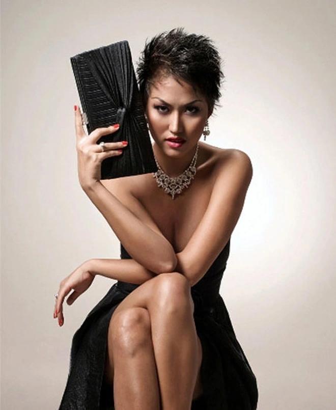 Sao đổi da là đổi đời: Ngọc Trinh, Nhã Phương chưa bằng nhân vật cuối-14