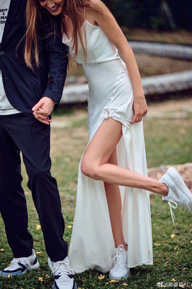 Trịnh Gia Dĩnh kỷ niệm 7 năm bên bà xã Hoa hậu Hong Kong-5